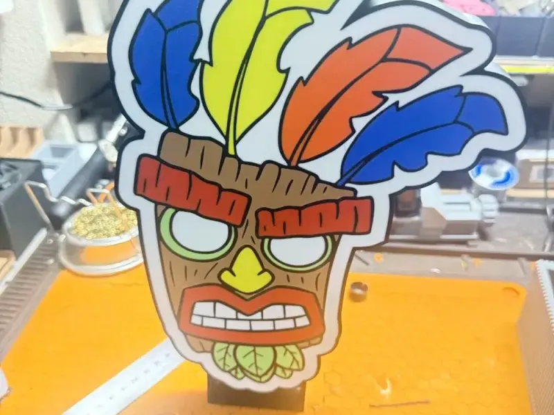 Crash Bandicoot Aku Aku Mask Lightbox