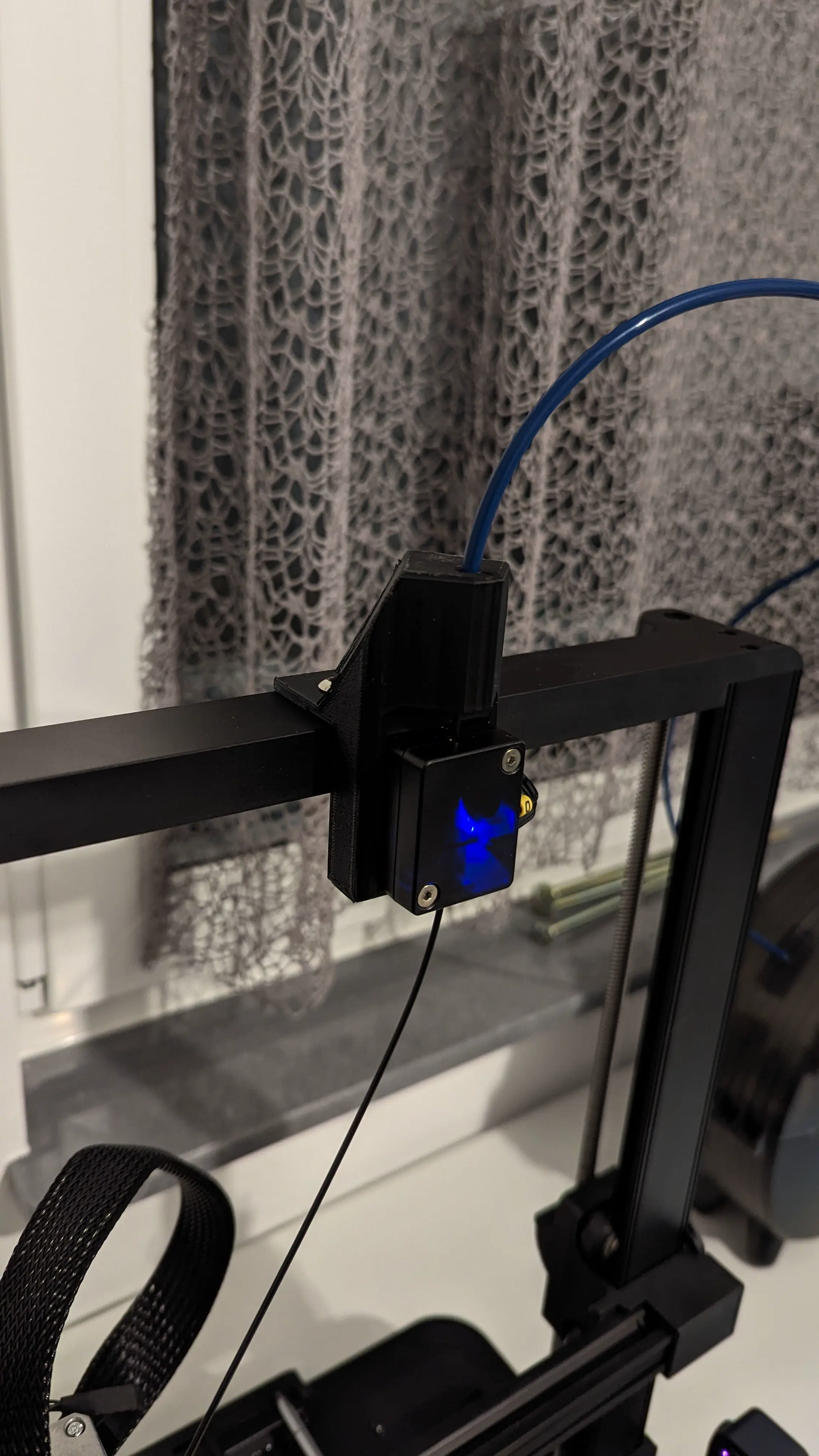 Creality Ender 3 V3 SE/KE Guía de filamento + sensor de desviación