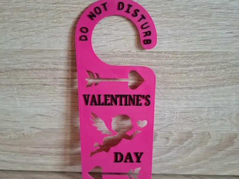 Do Not Disturb Valentine's Day Door Pendant