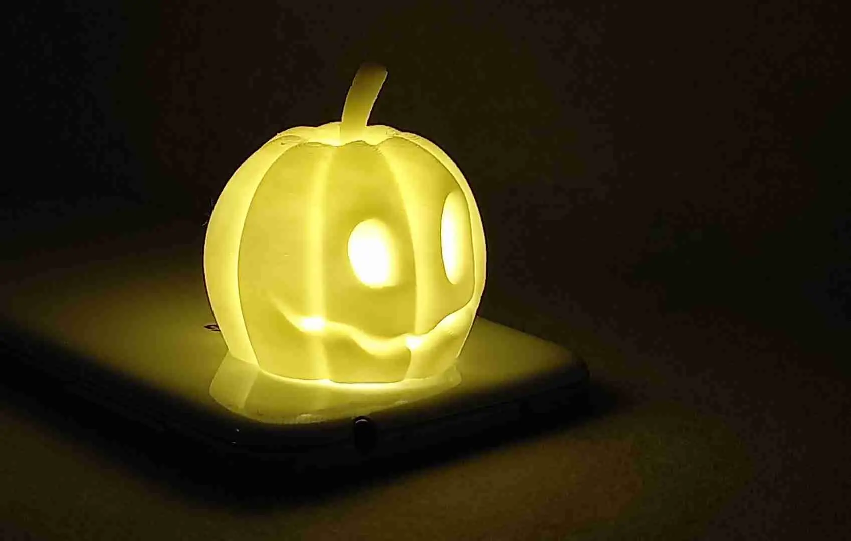 small Pumpkin lamp (Print in place No Supports)