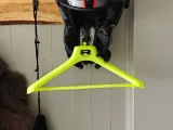 Motor helm muur steun-1