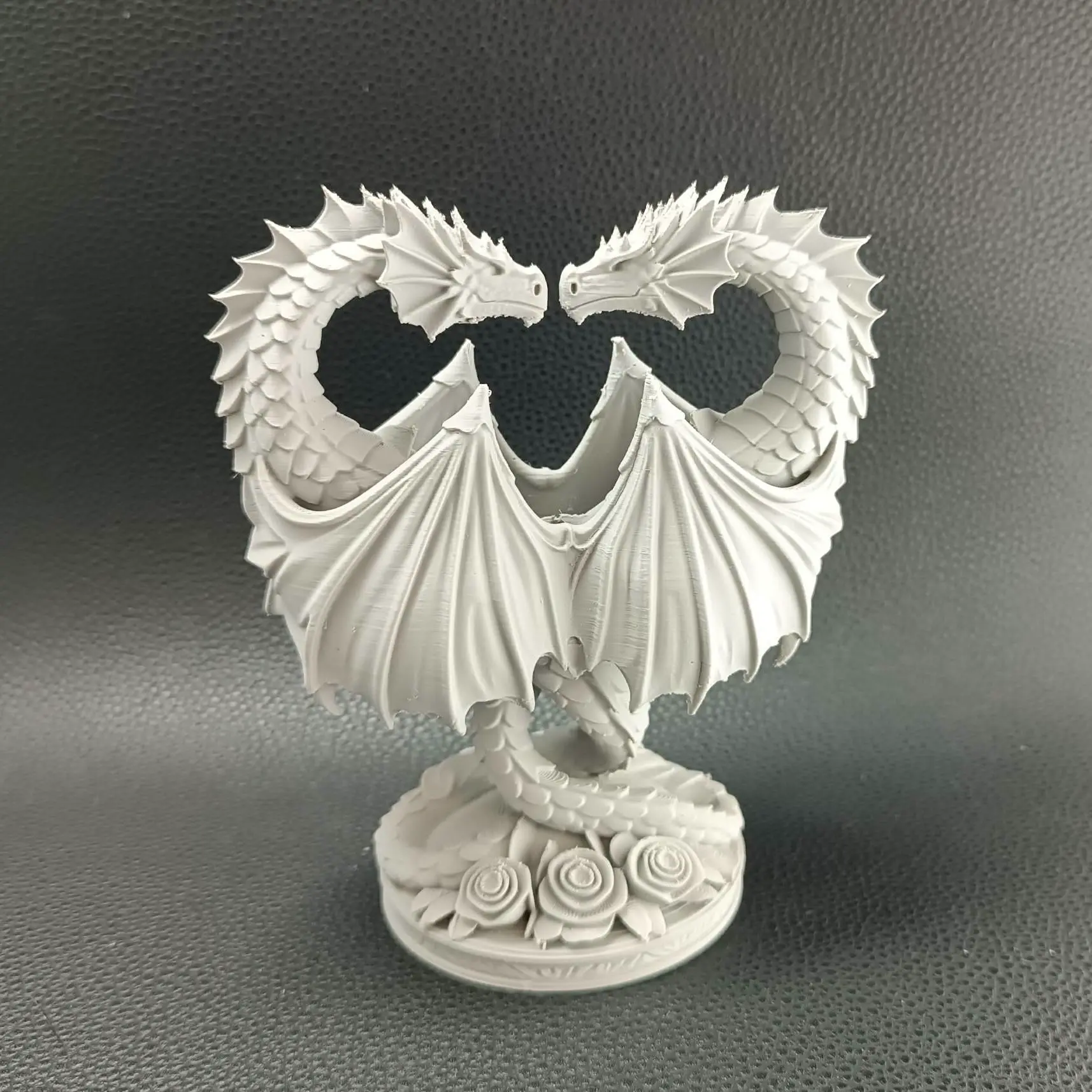 Romantic Heart Dragon – Valentine’s Day