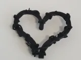 Twisted Barbwire Heart-1