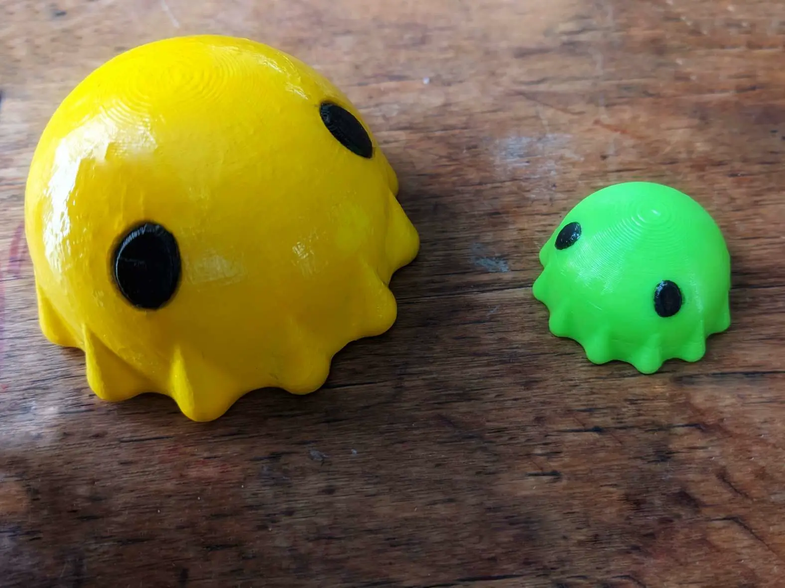 Un pequeño amigo slorm (bebé slorm) (Juego de túnicas)
