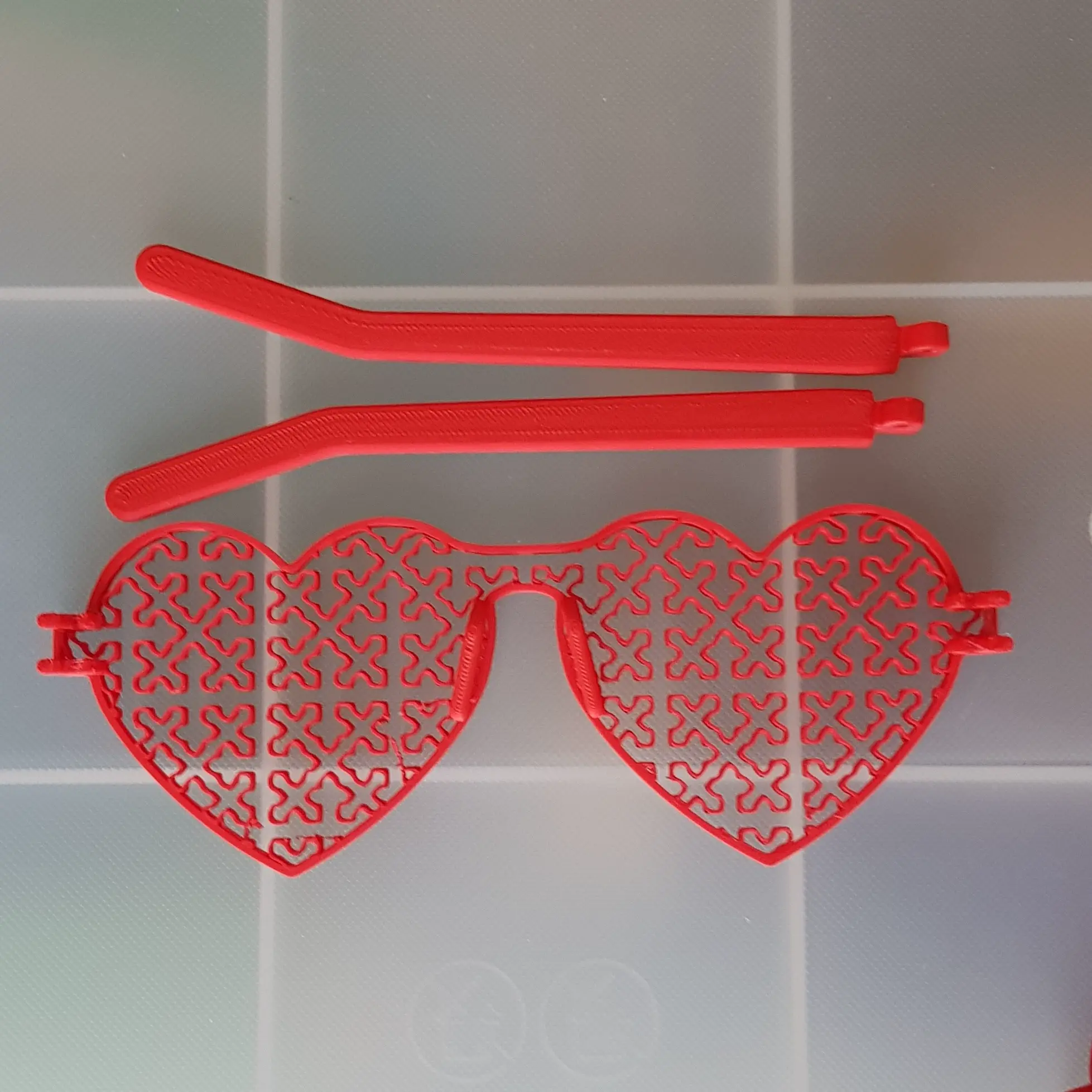 Heart Glasses - Saint Valentine's Day