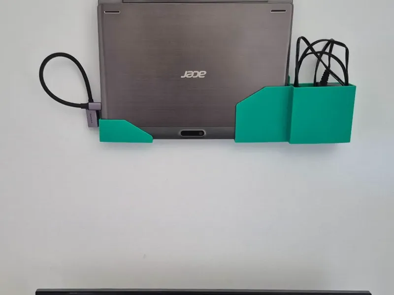 Small Laptop/Tablet Holder