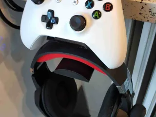 Xbox one - Supporto per cuffie e pad