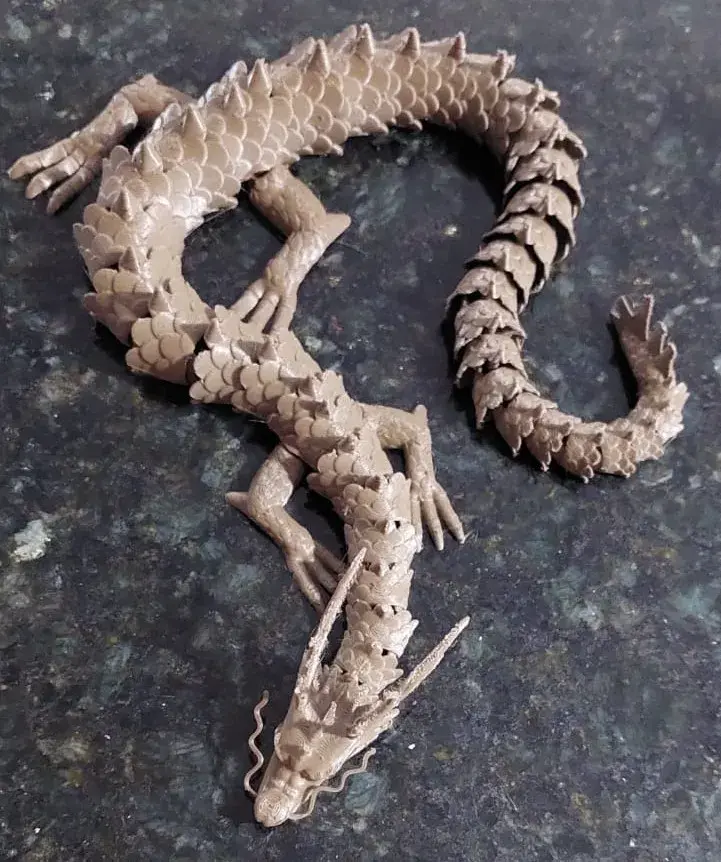 Dragão Oriental Articulado