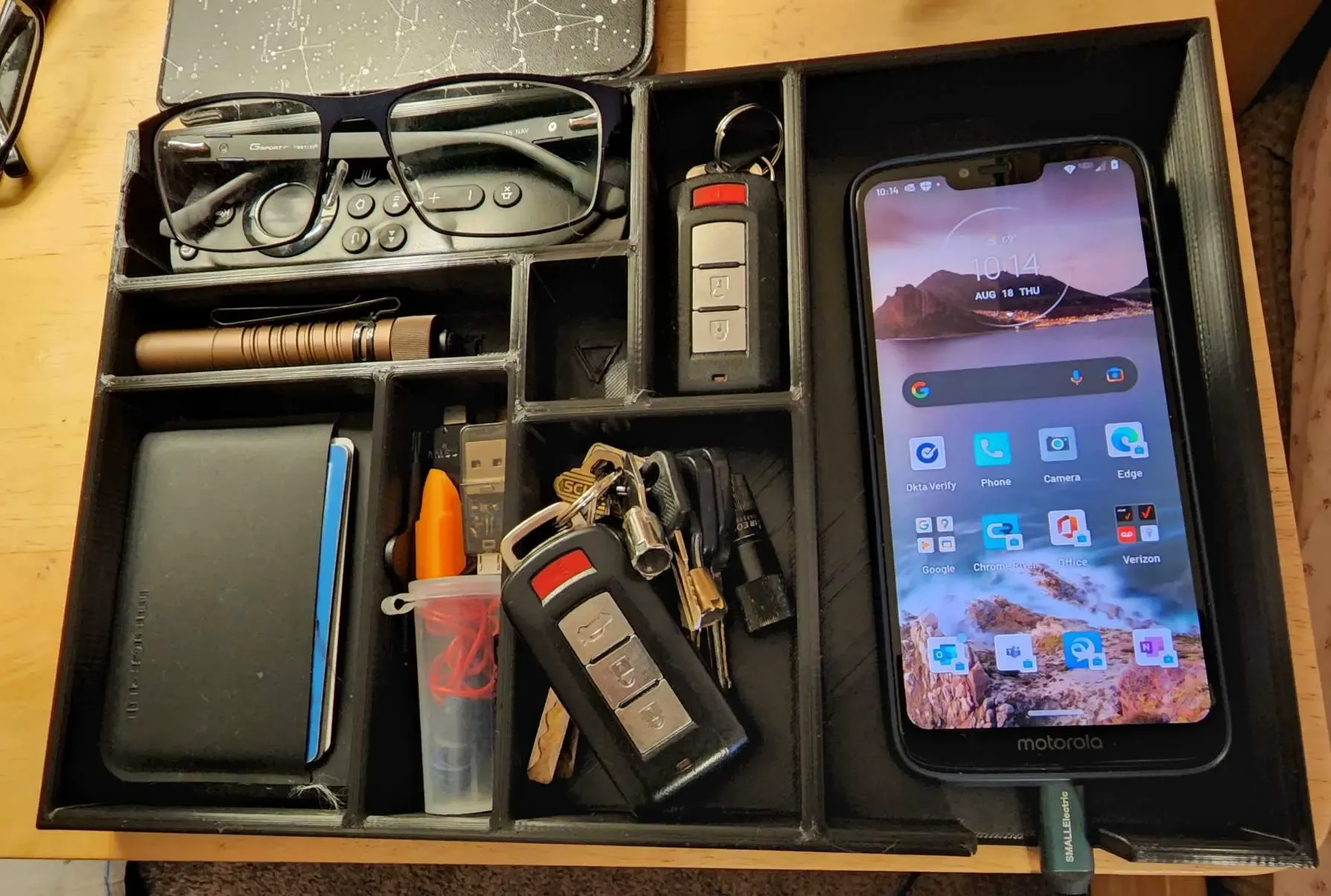 EDC Tray for phone (S22 Ultra), keys, and wallet