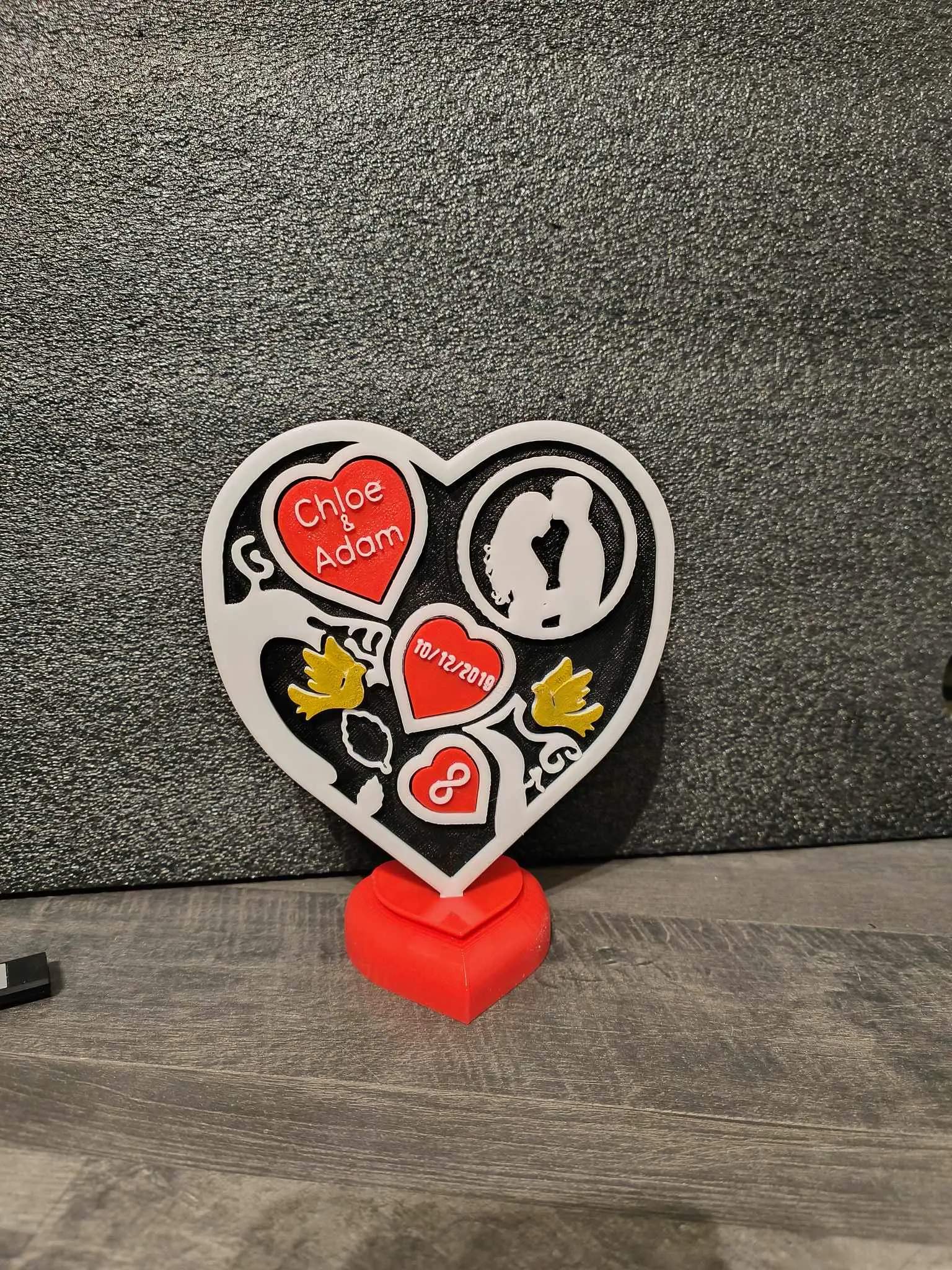 VALENTINES DAY GIFT - CUSTOM NAME - DATE - LOVELY SURPRISE