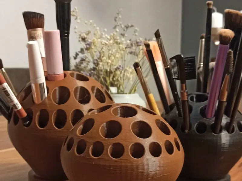 Upgraded Makeup Brush Holder – More Space, More Joy, Loved