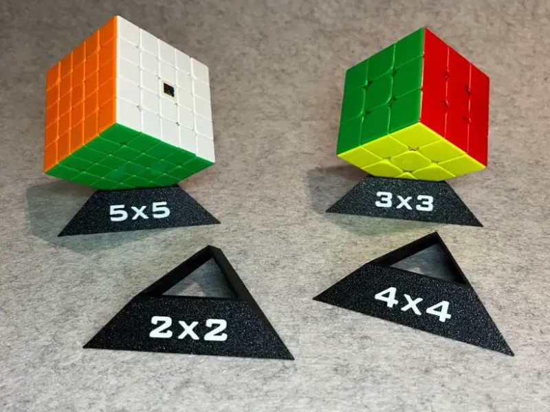 Rubik's Cube display stand holder 3x3 2x2 4x4 5x5