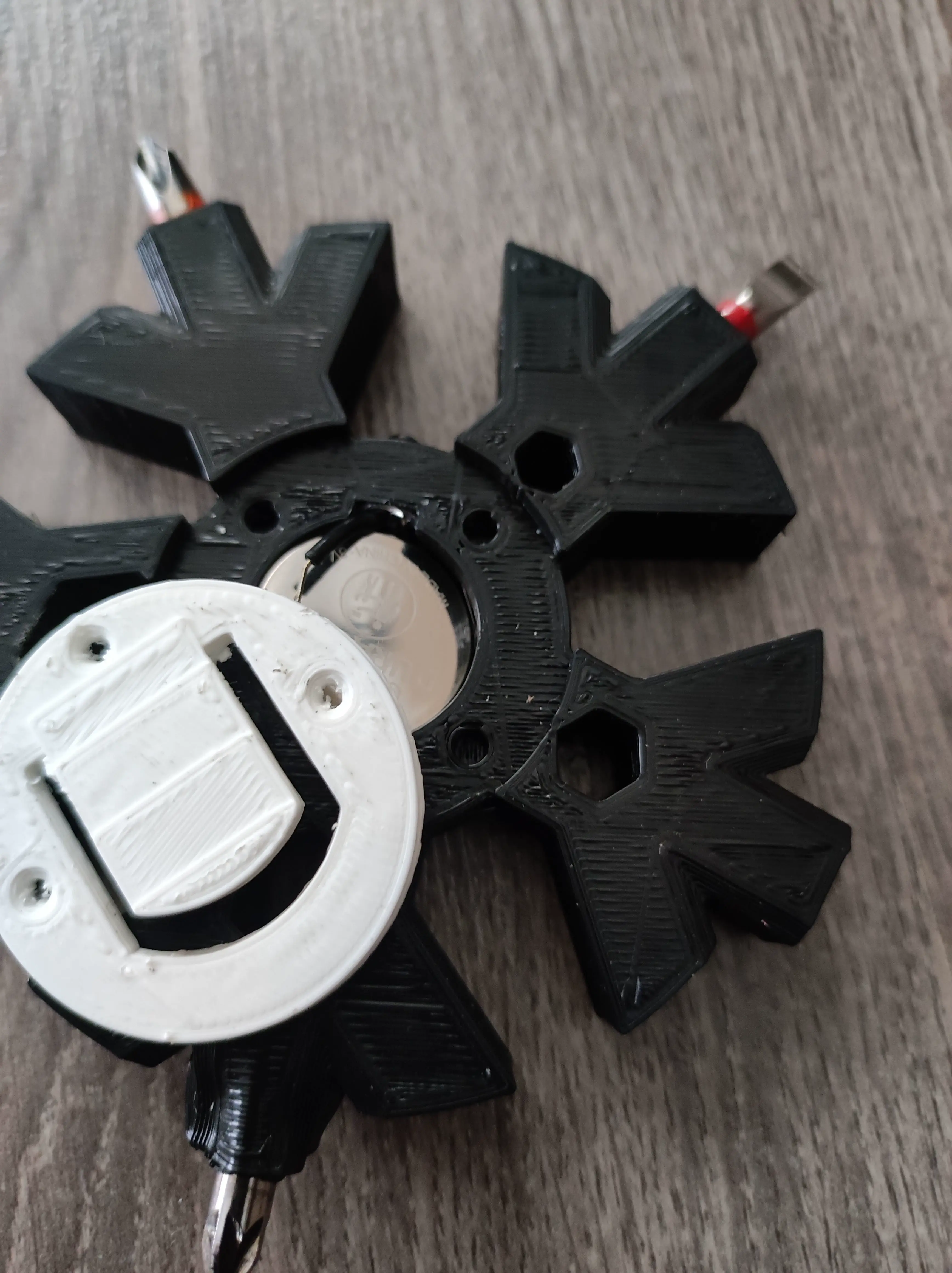 schneeflocke Multitool Bithalter Gadget