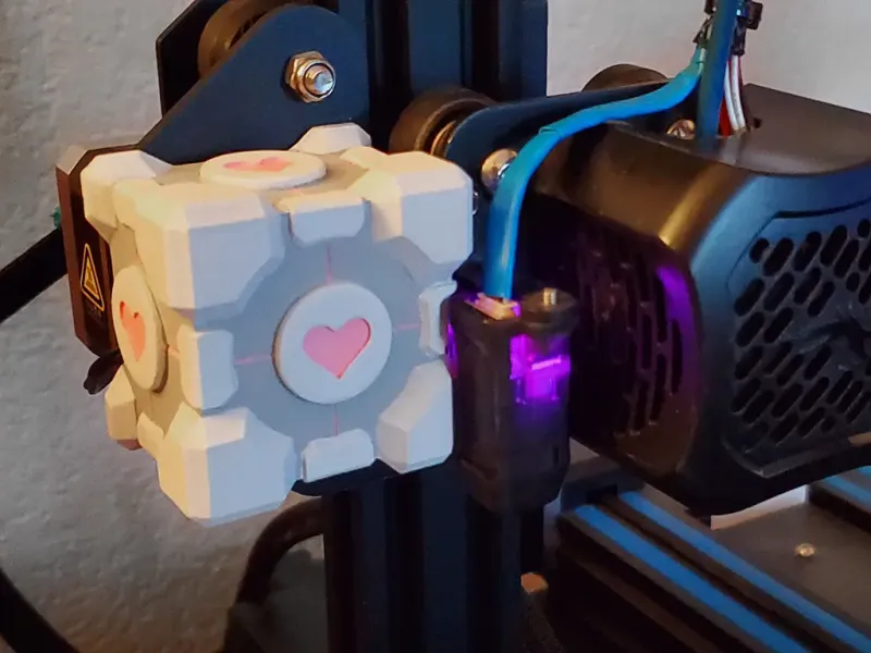 Cubierta del motor Ender 3 v2 Companion Cube X (compatible con CR-Touch)
