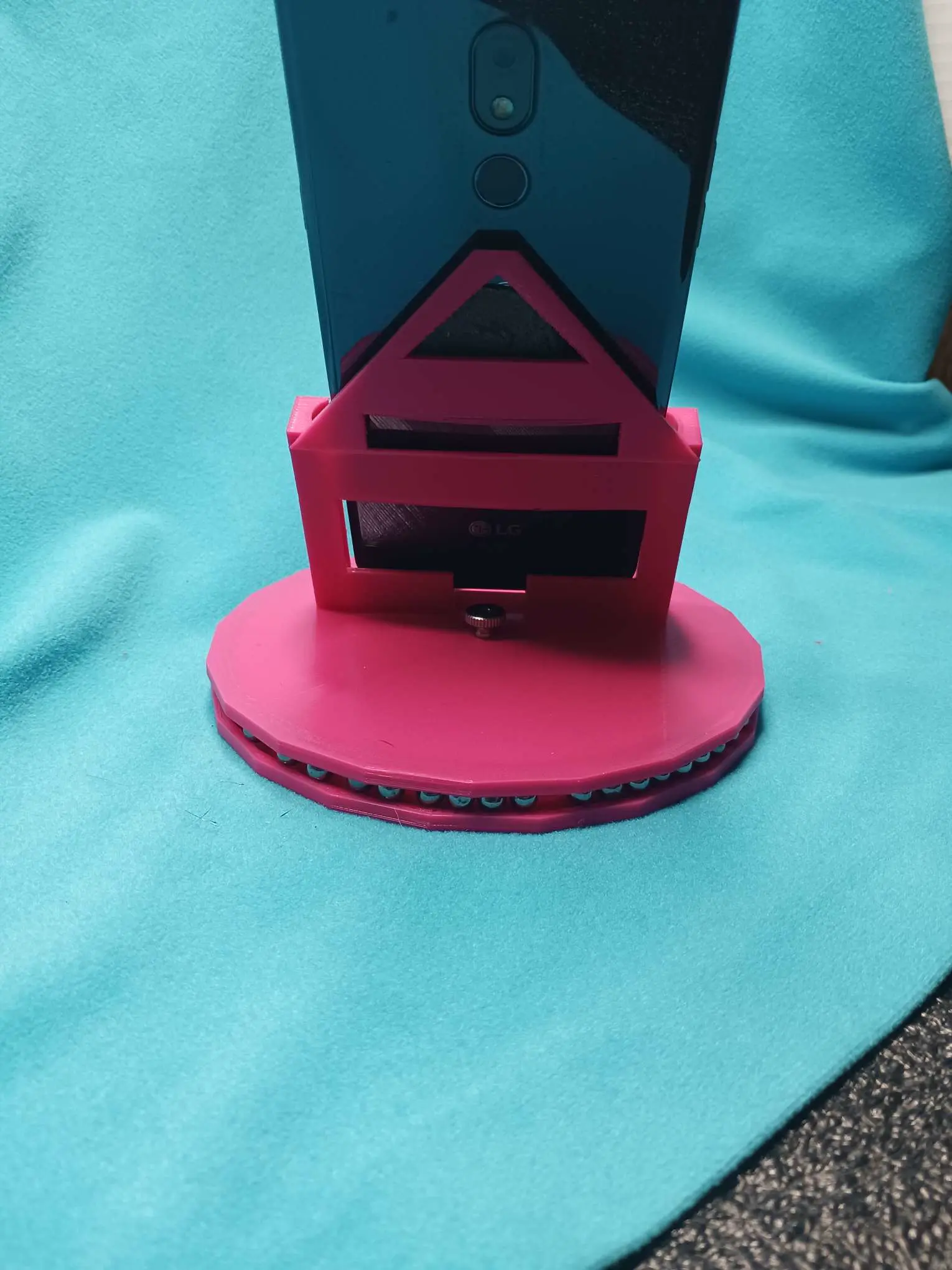 Lazy Susan style phone stand 3D models download Creality Cloud