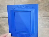 Picture frame-0