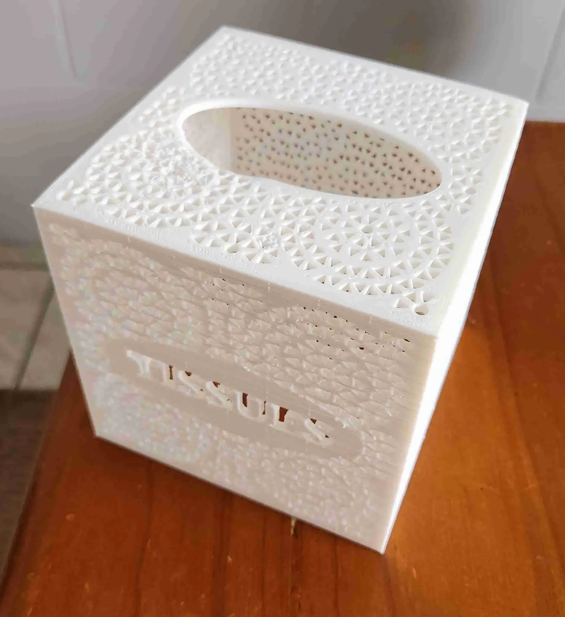Doily Style Tissue Box Cover