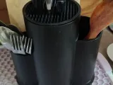 Kitchen utensil stand -3