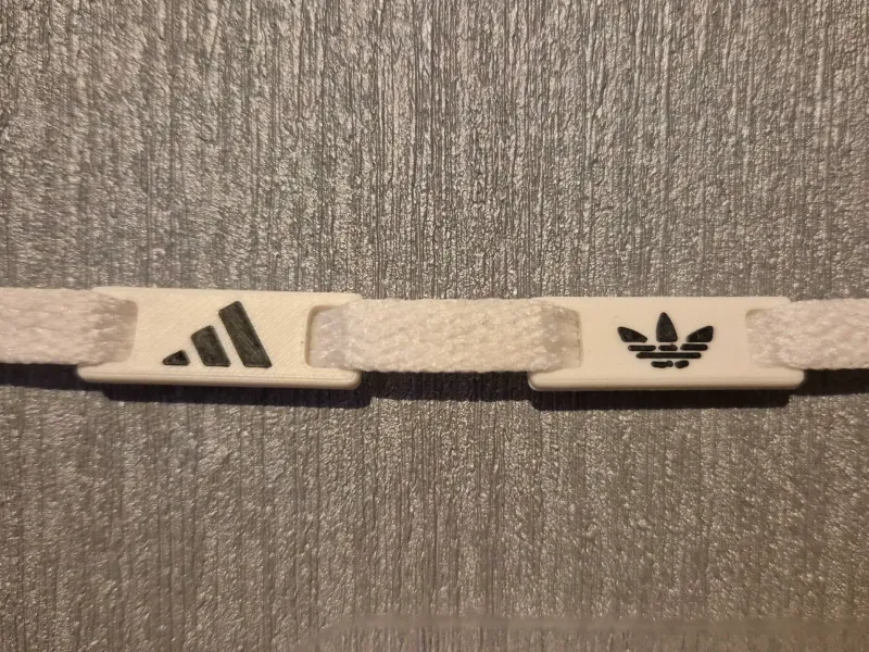Adidas Sneaker Tag