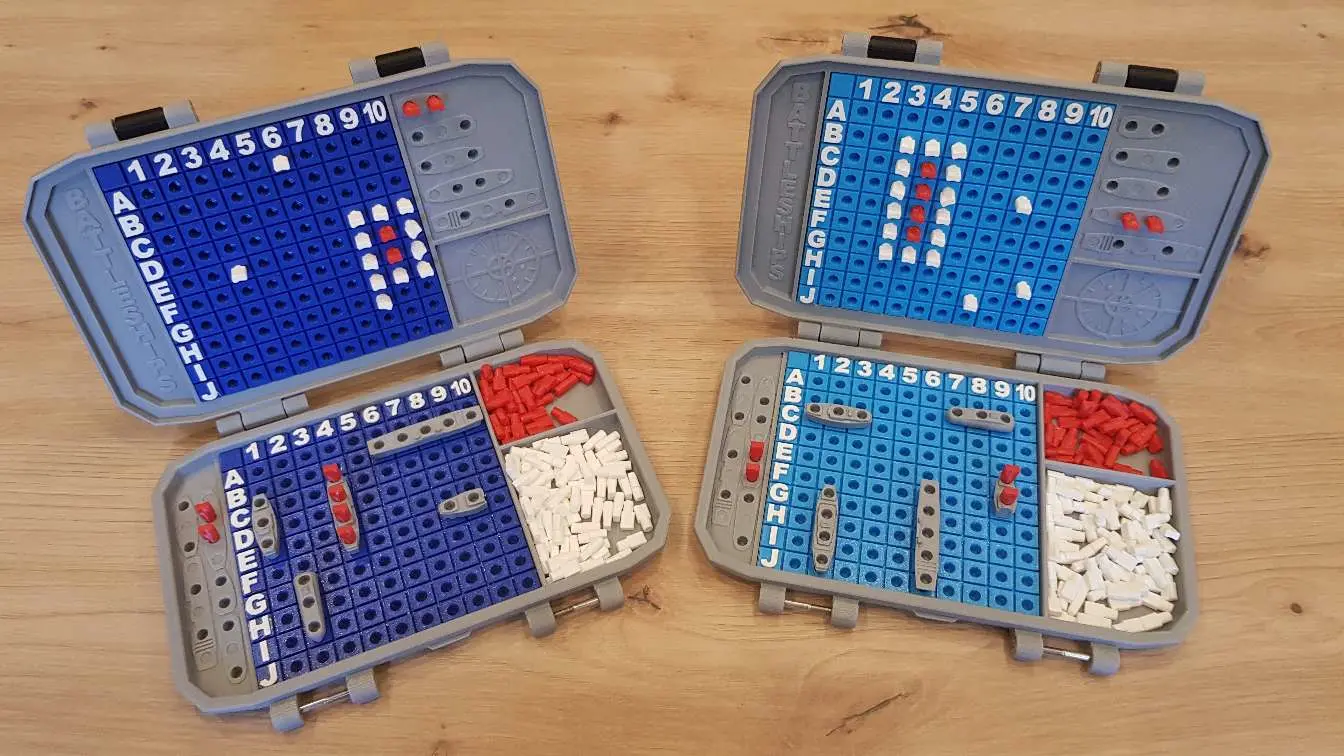 Gioco da tavolo delle navi da guerra Battaglia navale