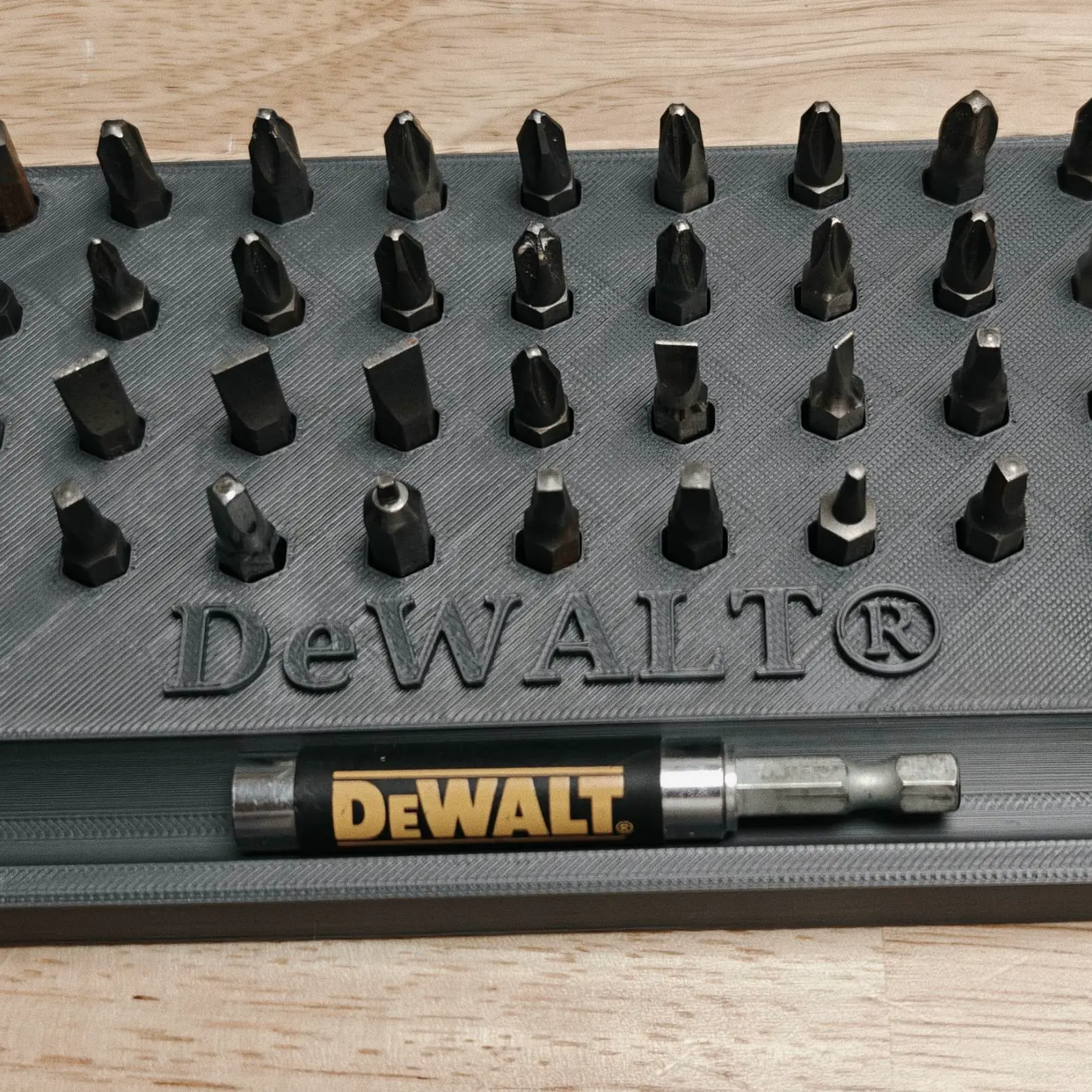 Bit Holder Magnetic Bottom DeWALT