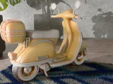 Vespa Model Scaled-2