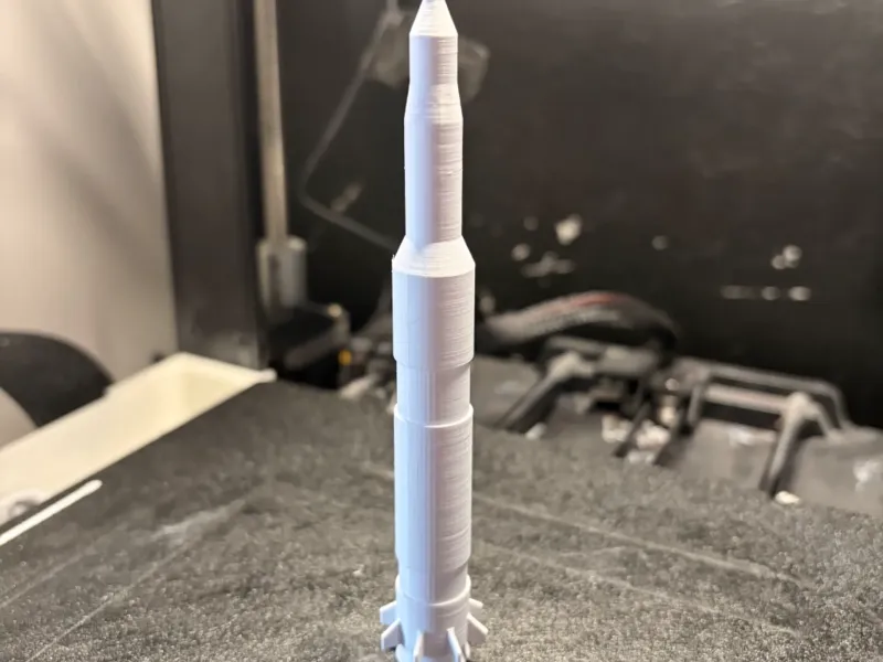 Saturn V - Apollo 11 Rocket Model