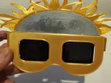 GLASSES FOR ECLIPSE 2026.-5