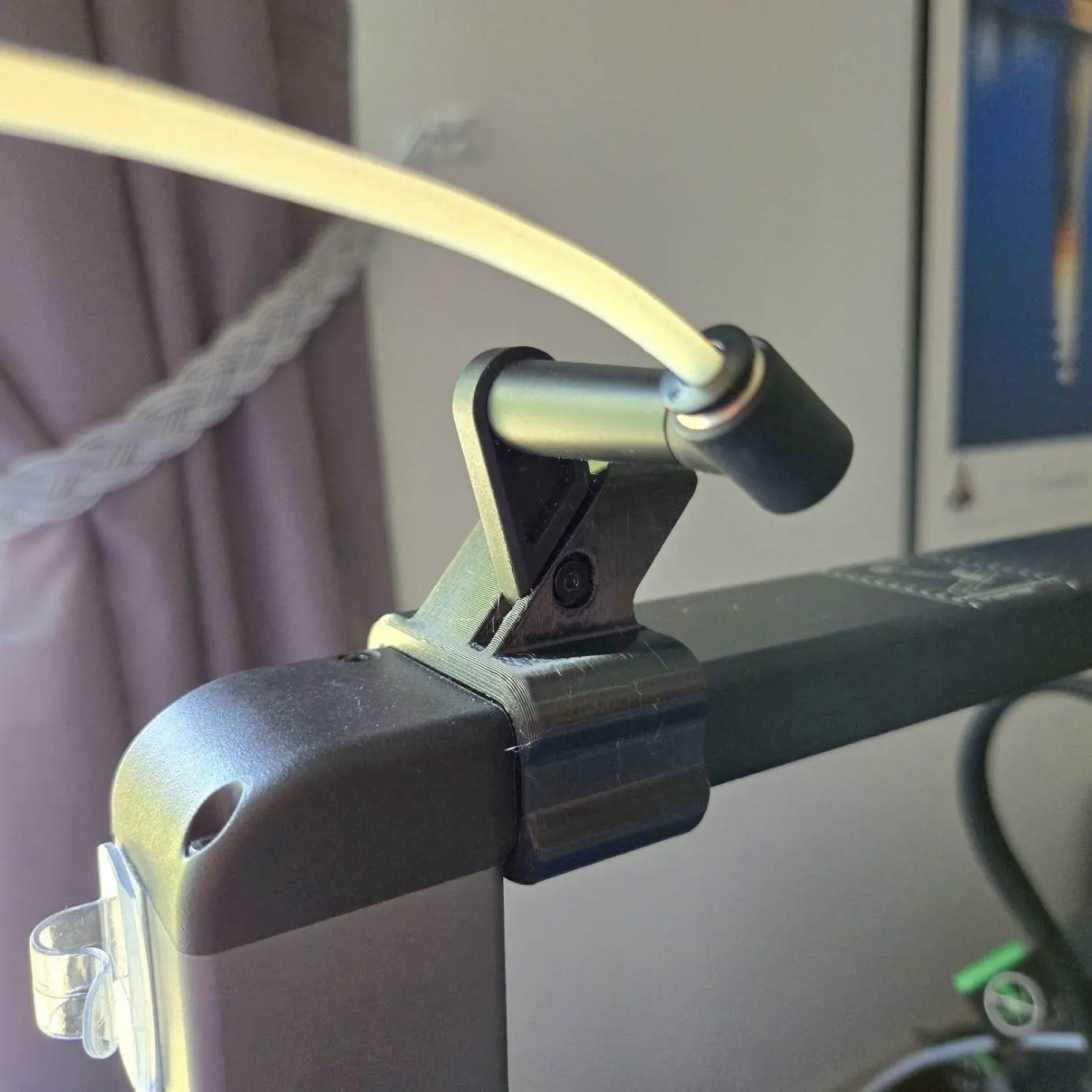 Filament Guide Rail 3D Printer Files | 3MF File | Filament Guide on Rail modified for one ...