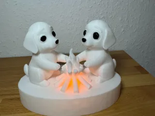 „Hundekumpels am Lagerfeuer“ – Stimmungsvolles LED-Deko-Mode