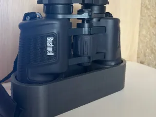 Binoculars holder
