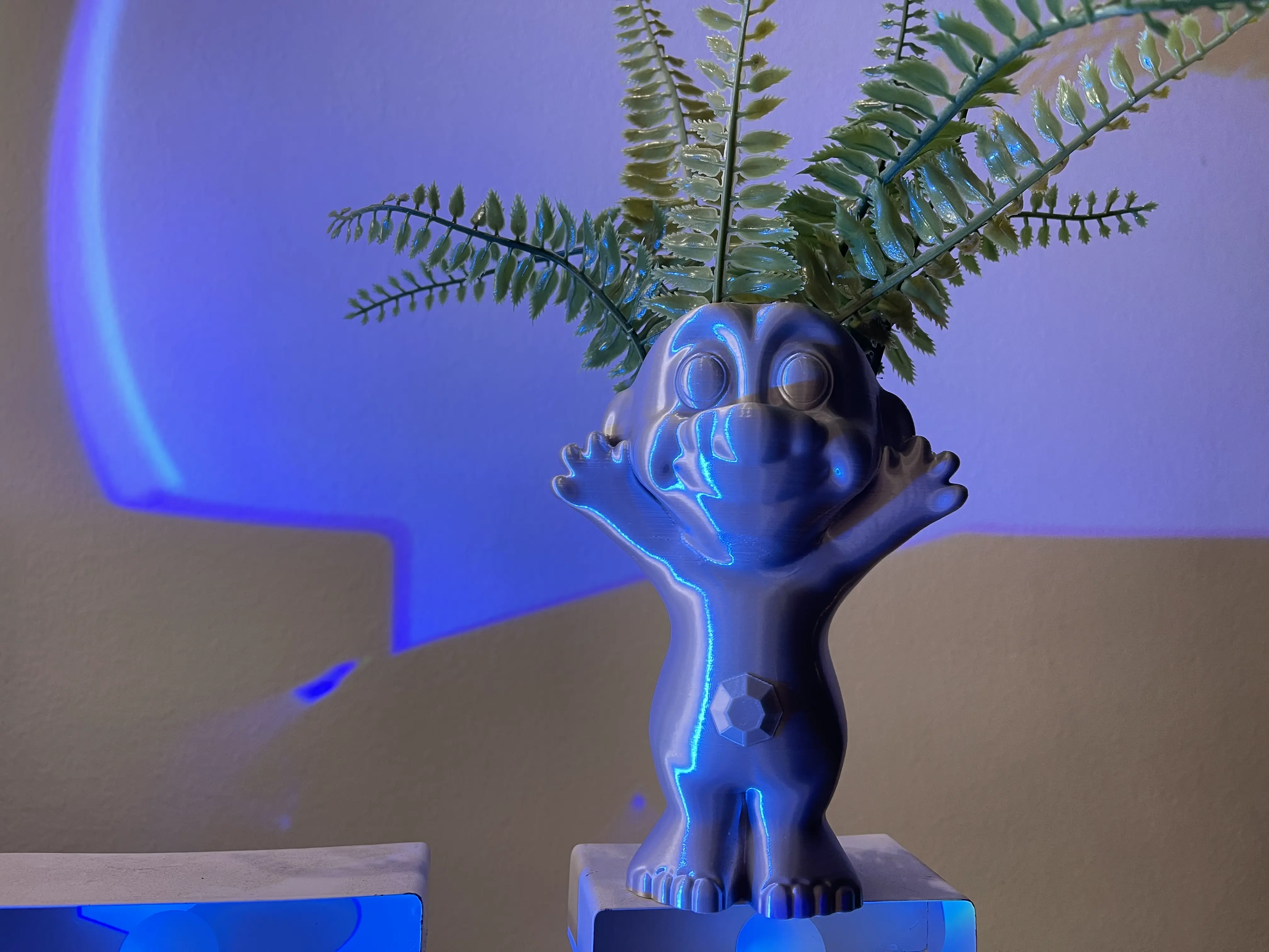 TROLL FLOWER POT-ONE PIECE-NO SUPPORTS-NO RAFTS