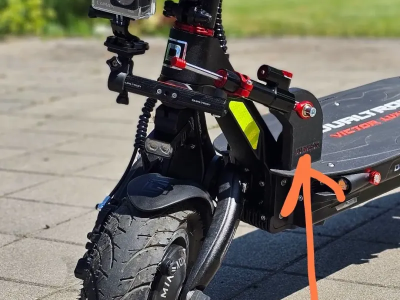 Dualtron Victor stuurdemperarm achter