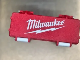 Small Milwaukee Box