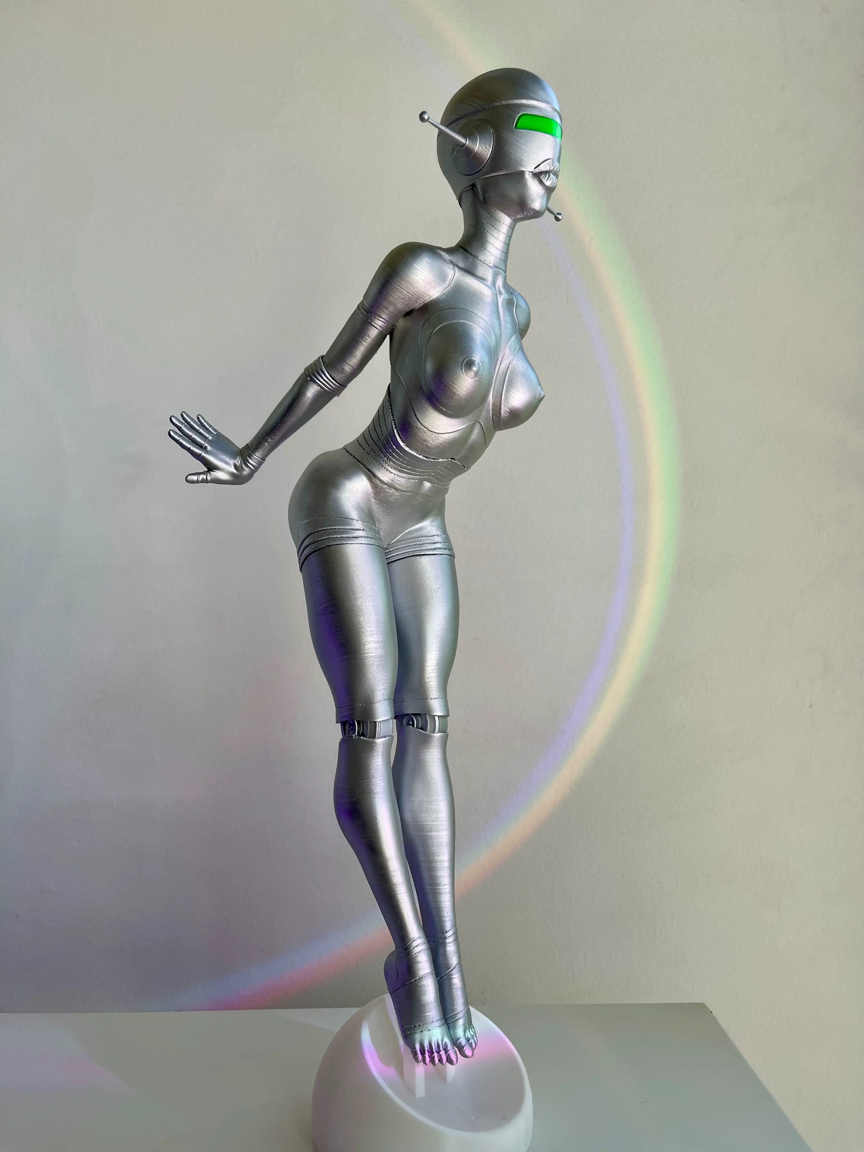 ROBOT SCULPTURE