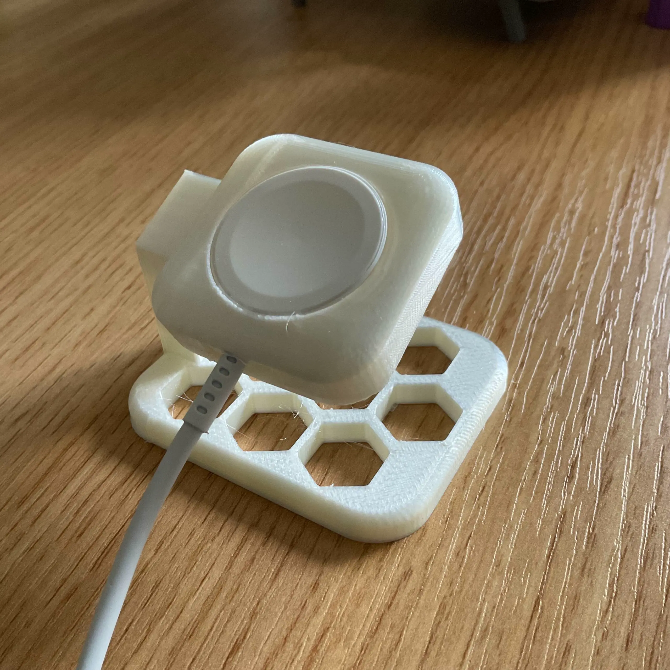 Apple watch charger stand, hex