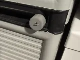 Knob with hole for M6 nut-0