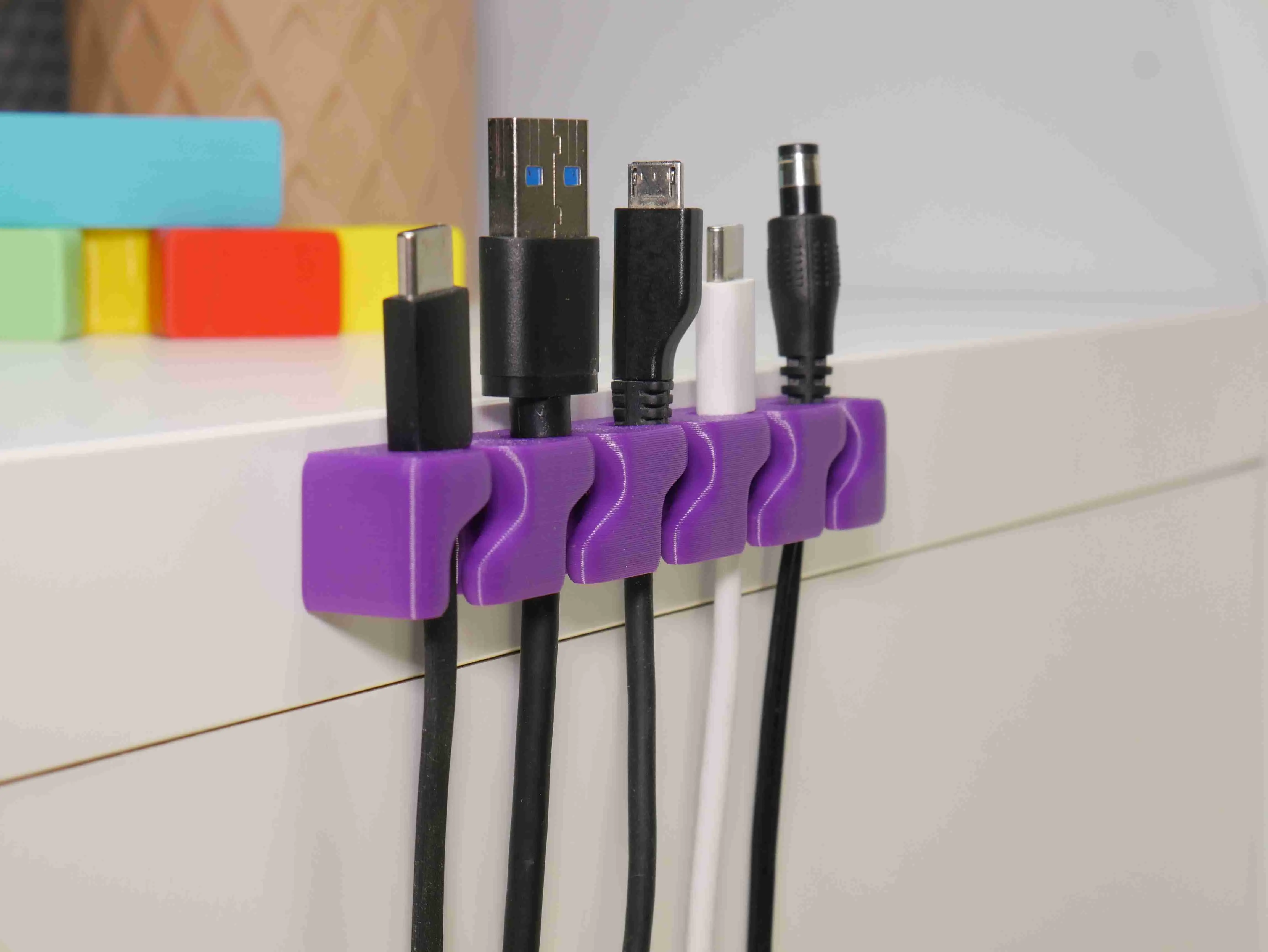 Cable holder