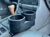 Подстаканник на BMW E34-0