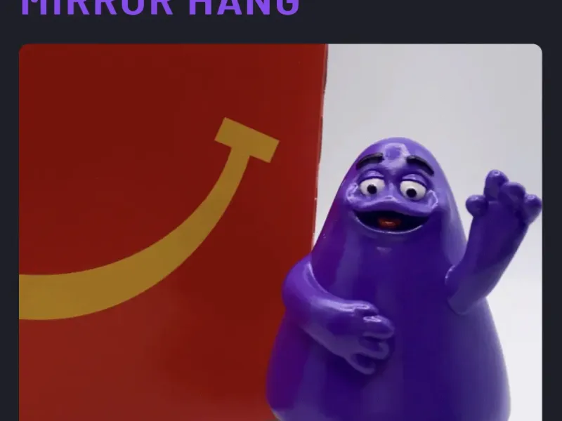 Grimace, fluturând