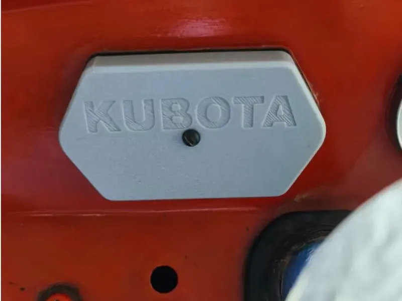 クボタ L245 ヒューズボックスカバー – クボタLシリーズ対応