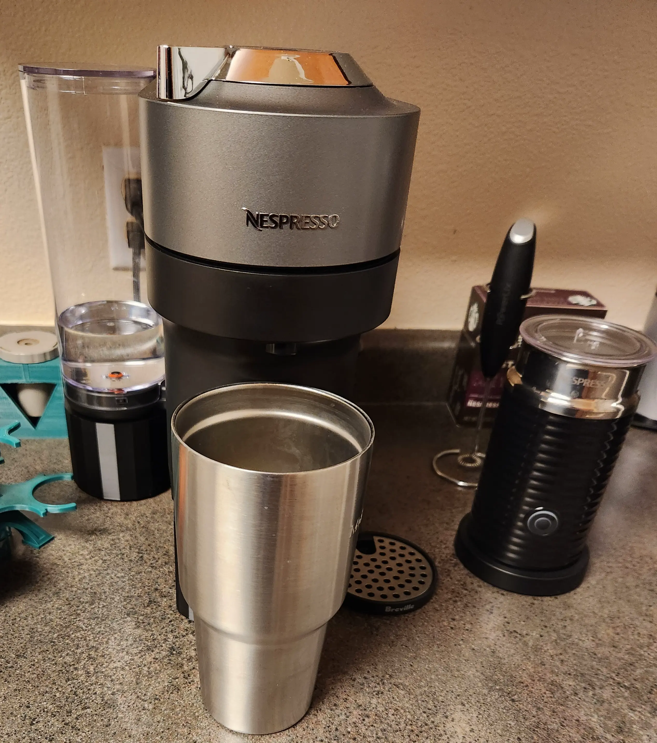 Nepresso  base/riser