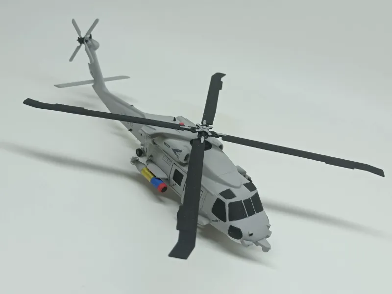 Skorsky SH-60 SeaHawk 1:72 Scale