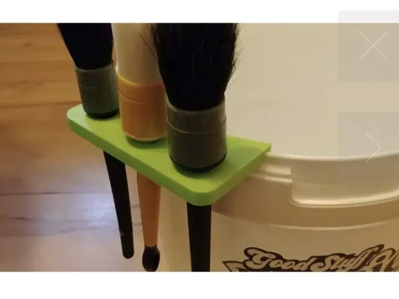 Soporte pinceles detailing 