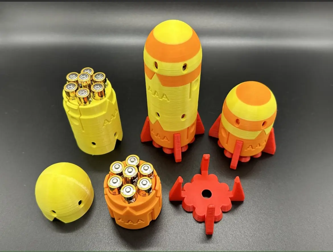 Rocket ship battery holder
