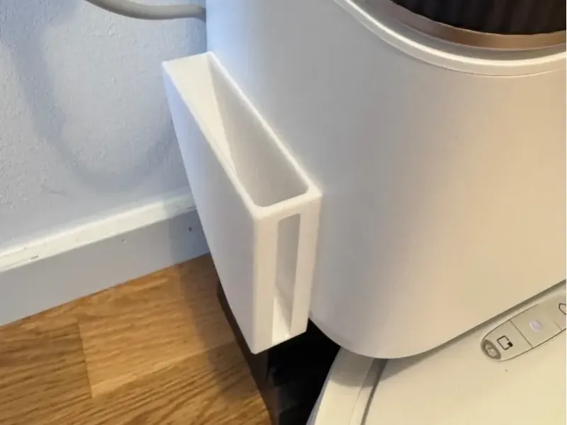 Roborock Q8 Max phone holder