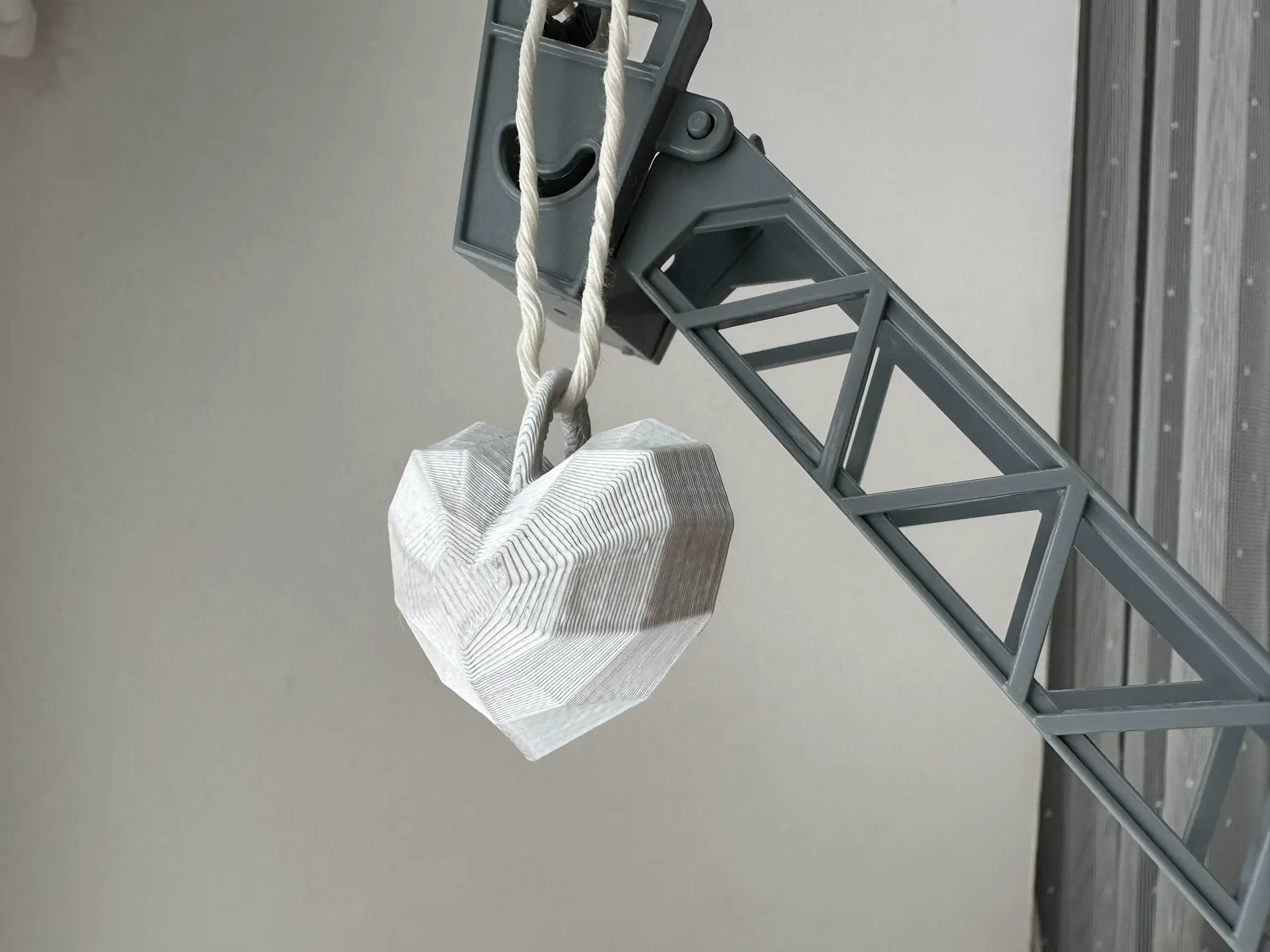 Low poly heart pendant