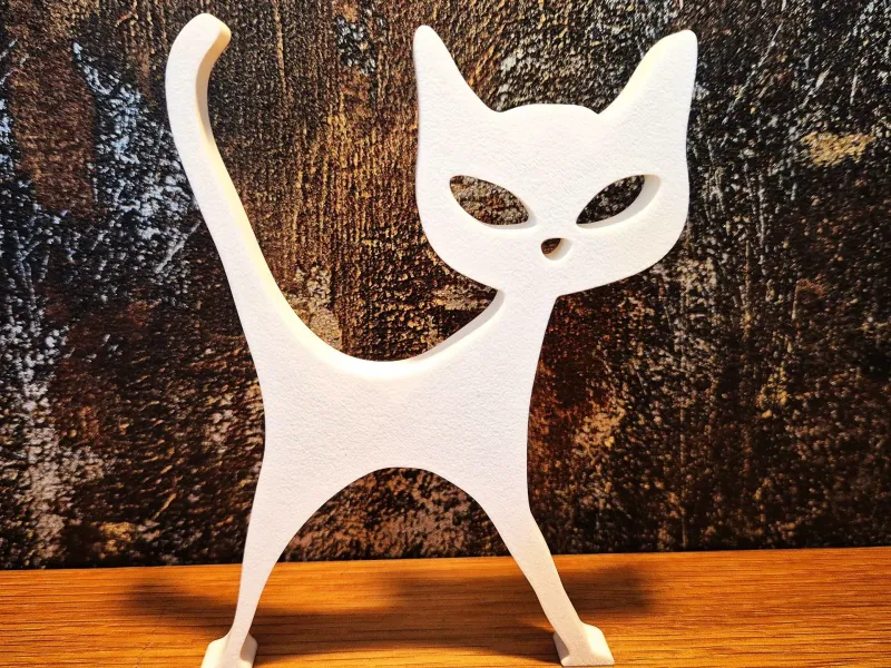 Streckende Katze – Minimalistische Deko