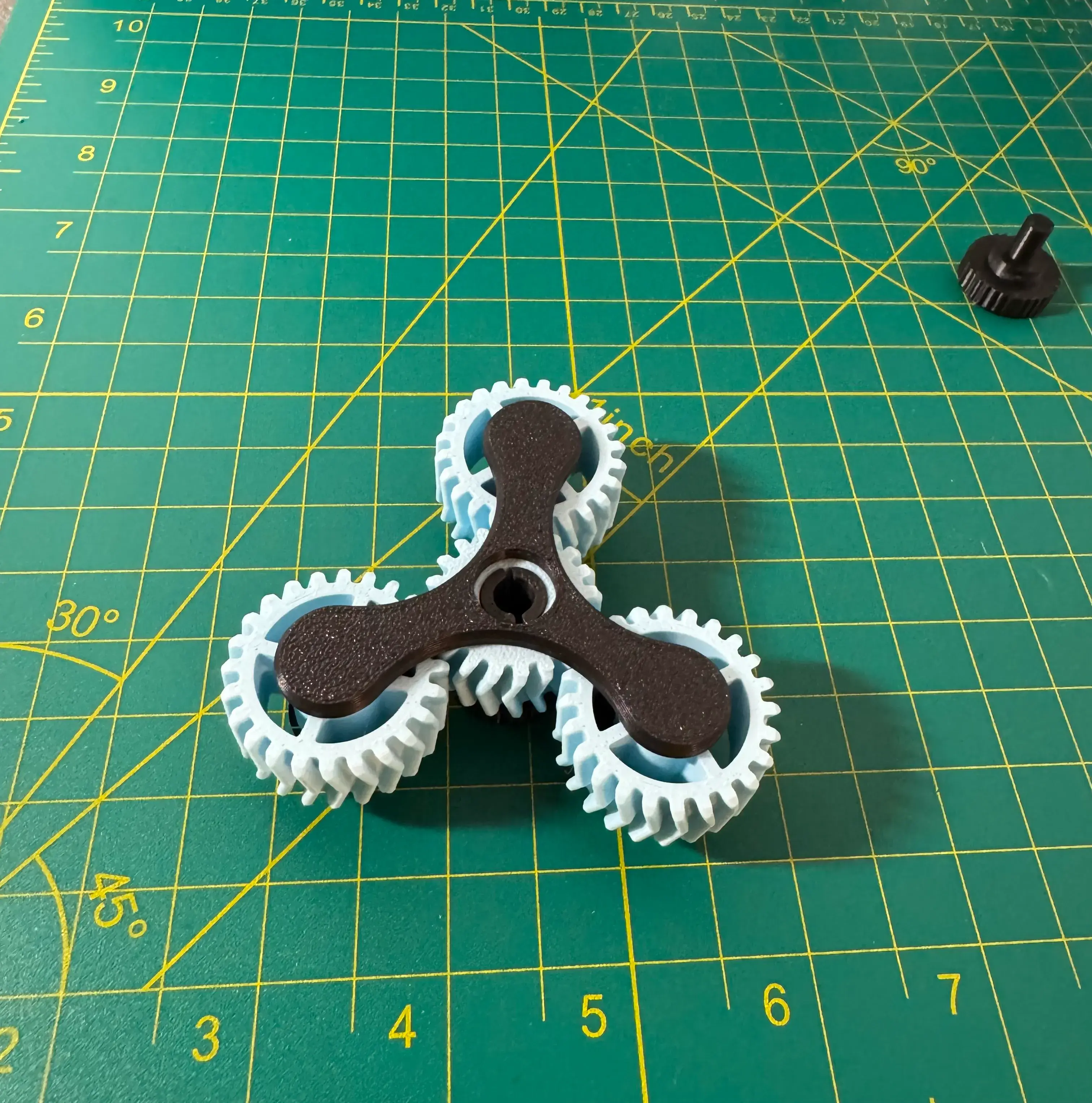Шестеренка Fidget Spinner