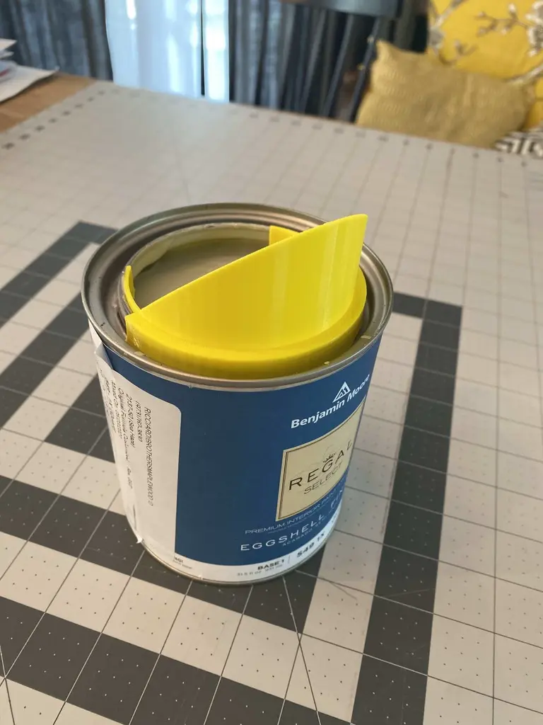 quart can paint pourer 